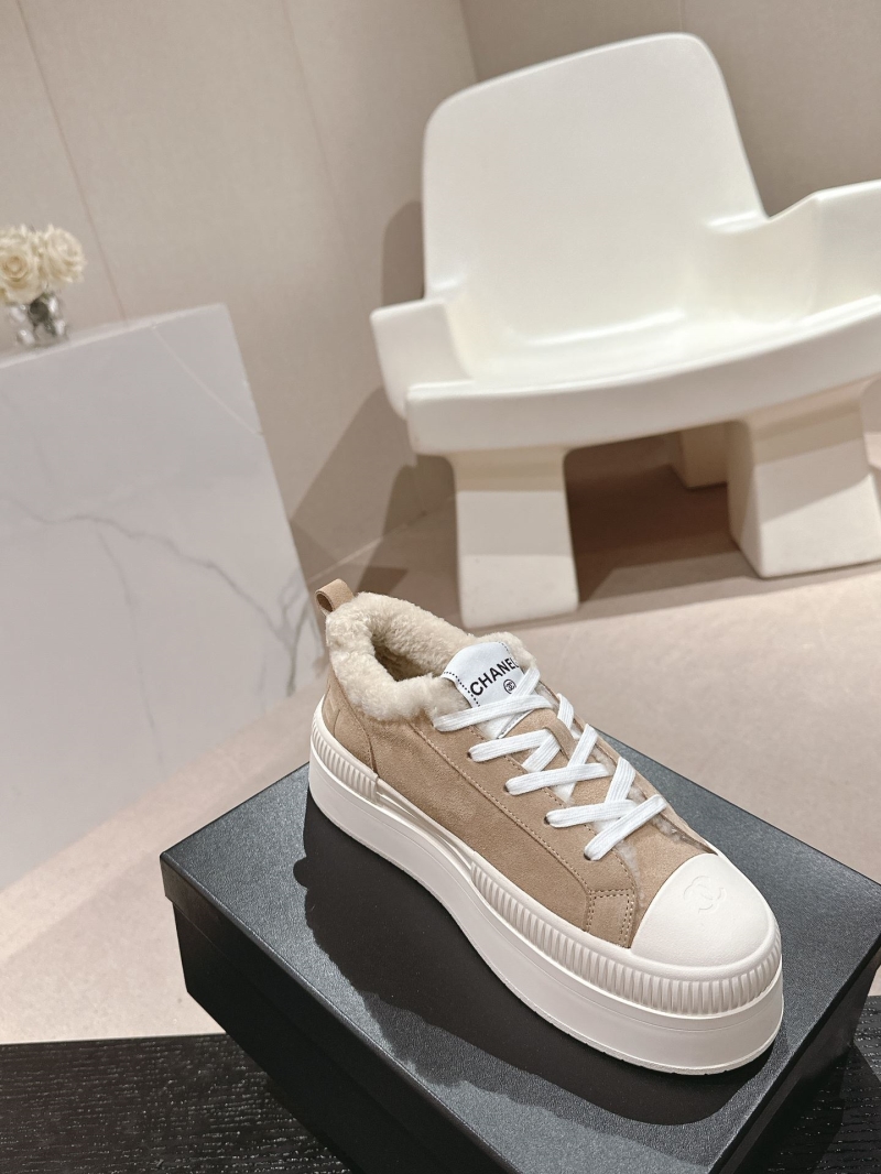 Ch**el sport shoes
